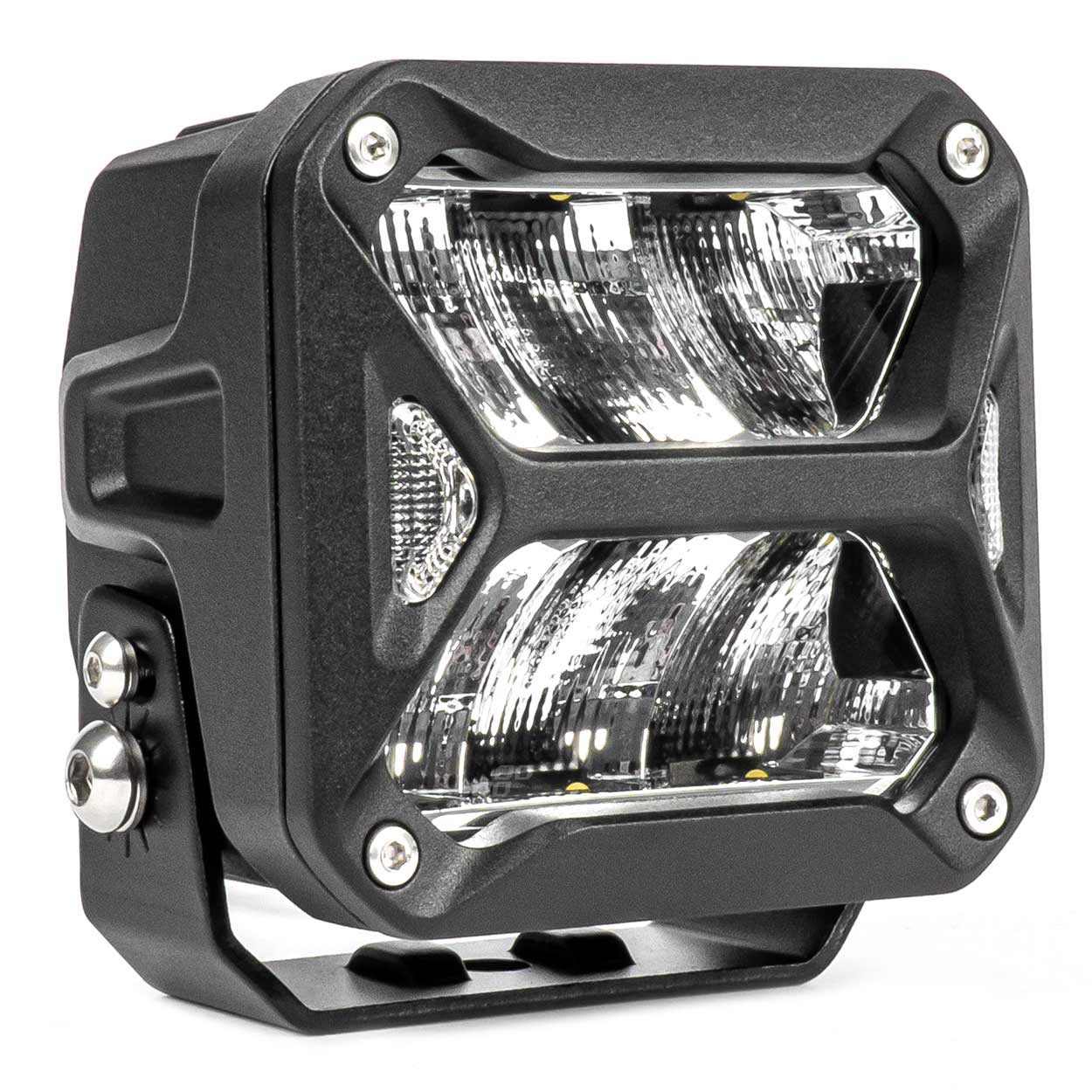 03868_01-3.jpg Proiector LED "PRO SERIES" cu doua functii pentru Off-Road, ATV, SSV, putere 58W, 7200lm, culoare 6000K, tensiune 10-30V, dimensiuni 107 x 102 x 86 mm - imagine 1