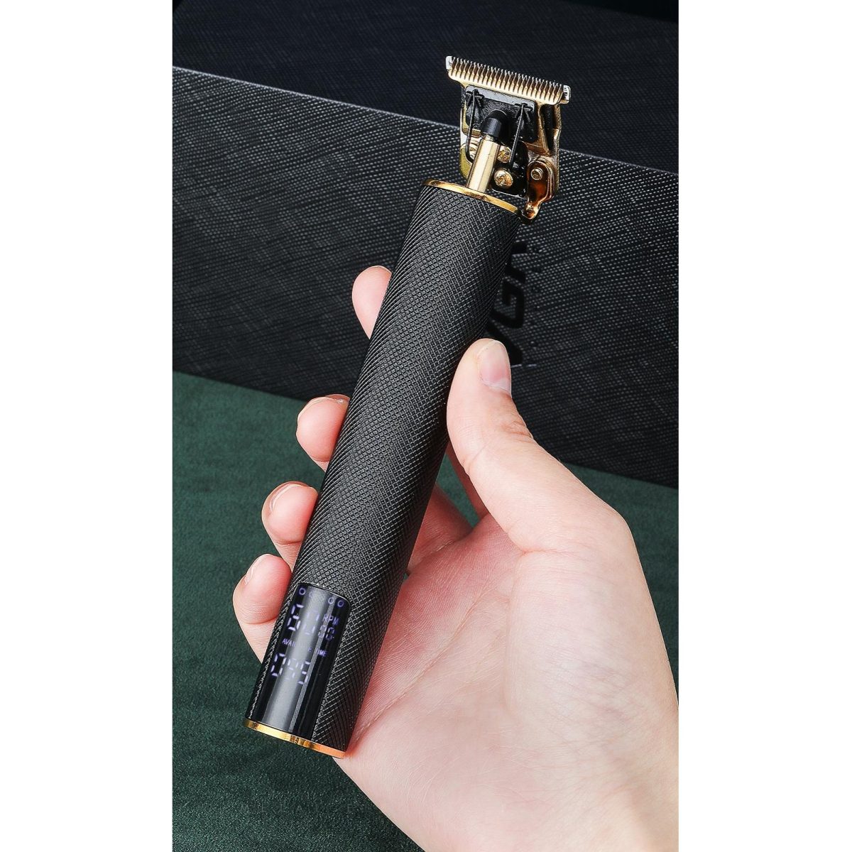 Aparat De Tuns Barba Cu Acumulator
