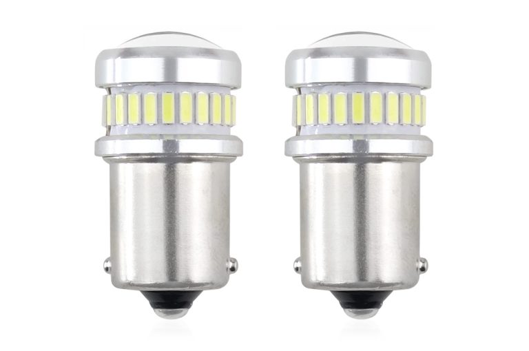 Set becuri auto cu LED CANBUS compatibil P21 R5W/R10W 30 SMD Alb 12V/24V, destinat competitiilor auto sau off-road