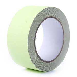 Banda antialunecare fosforescenta 50 mm x 5 m