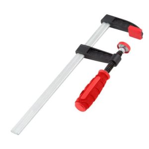 Menghina manuala tip F