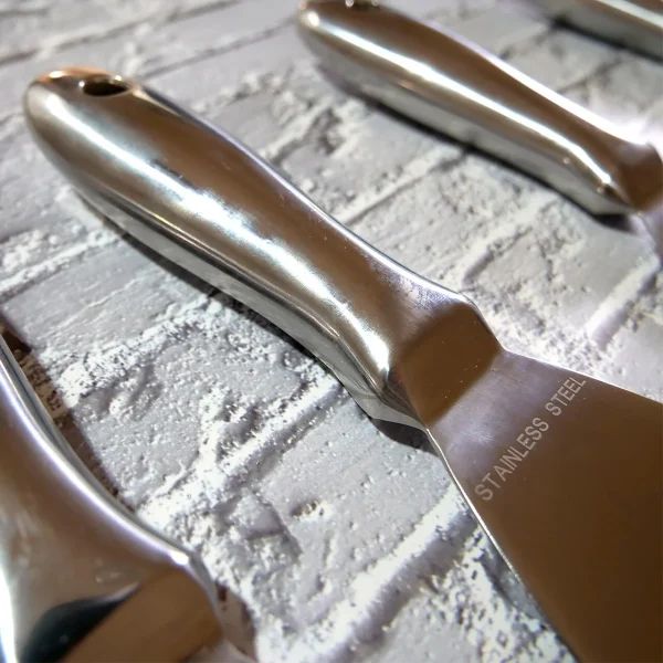 Set 4 spacluri inox, monobloc, maner metalic, 75-100-150-200 mm, Olejnik