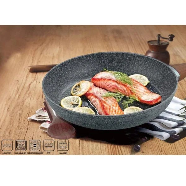 Tigaie clasica, 28 cm, antiaderenta, Black Marble Line, MagicHome