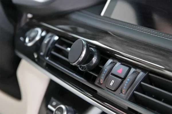 Suport auto pentru telefon magnetic HOLD-02