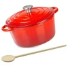Oala de fonta emailata cu capac, maner din inox, lingura de lemn, rosie, 4 L, Magic Home