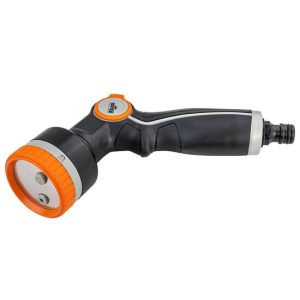 Pistol stropit gradina