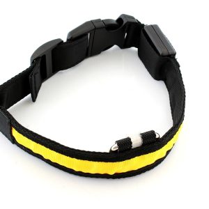 Zgarda iluminata cu LED pentru caine sau pisica, culoare Galben, AVX-AG232B