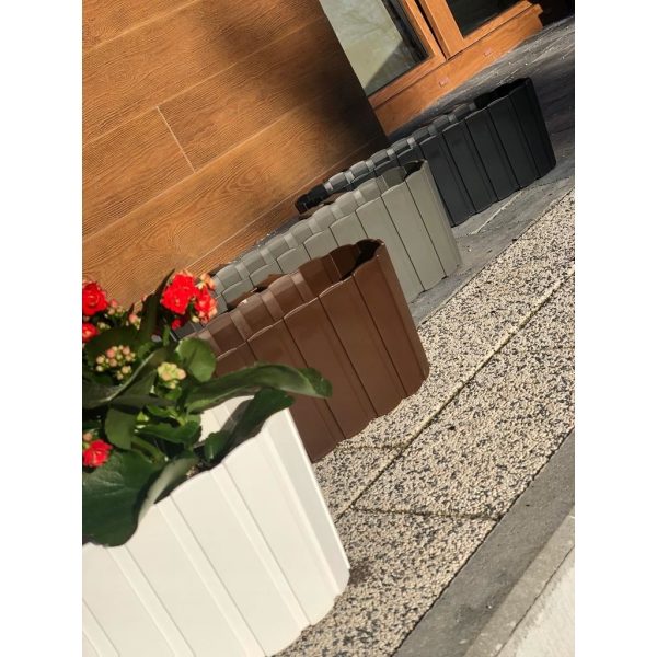 Jardiniera decorativa, suport plastic, alb, 4.9 L, 38.3x21.2x13 cm, Boardee Hook Old