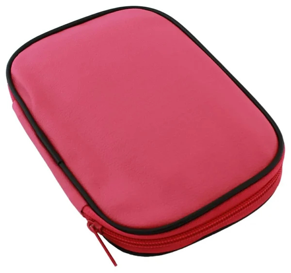Set 50 piese pentru crosetat in husa din piele ecologica, un cadou perfect pentru pasionații de crosetat sau broderie