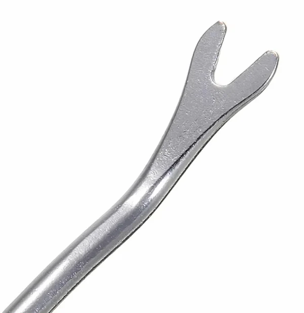 Set 625 clipsuri auto universale pentru montaj cu extractor inclus