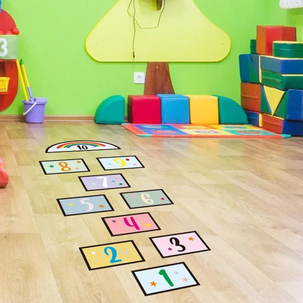 Joc pentru copii prescolari, Sotron Mini, din autocolant autoadeziv, 130 x 45cm