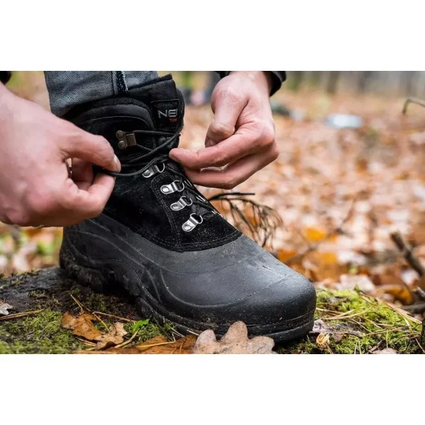 Bocanci de lucru pentru iarna, marimea 42, NEO 
