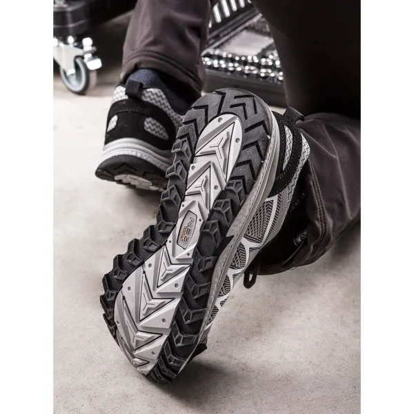 Pantofi de lucru fara elemente metalice, O1, SRA, marimea 42, NEO