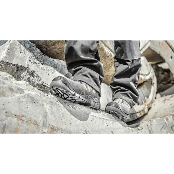 Pantofi de lucru din piele de caprioara, S1P, SRA, marimea 42, NEO