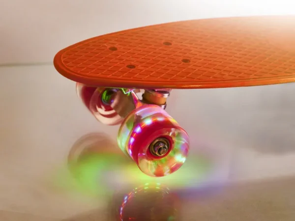 Skateboard Penny Board pentru copii cu roti din cauciuc, iluminate LED, culoare Orange