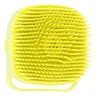 Perie din silicon cu dozator de sampon pentru spalare caini sau pisici, 7,5 x 7,5 cm, culoare galben