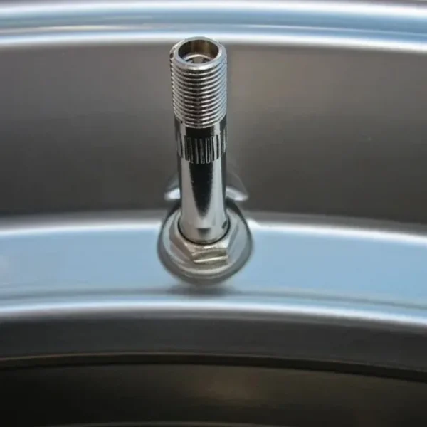 Set 4 Valve Ascunse cromate, cu dispozitiv de umflare