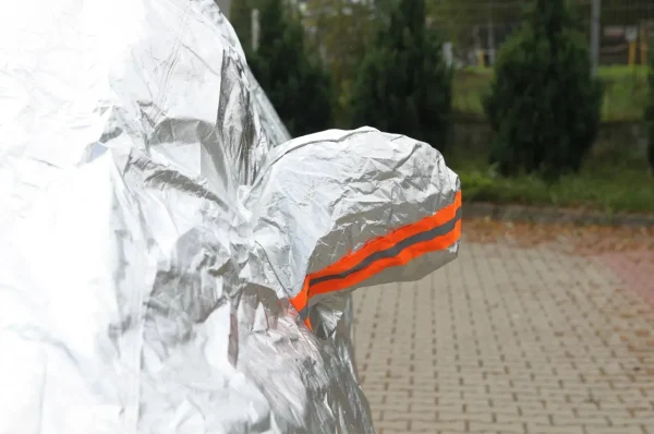 Prelata pentru Autoturisme, culoare argintie, marimea M (430 x 165 x 120cm)