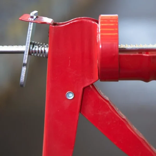 Pistol, presa, cartus silicon, cu tija zimtata, Beorol