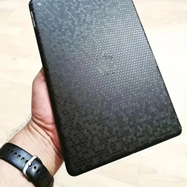 Folie auto decorativa Premium Honeycomb Black, model hexagonal 3D, autoadeziva, rezistenta UV, dimensiune 150 x 100cm