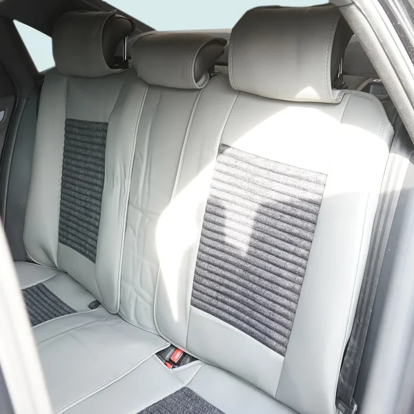 Set huse scaune auto Premium, model BLAZE Elite, design Sportiv, universale, ergonomice, Piele Ecologica cu insertii textile, culoare Gri/Crem