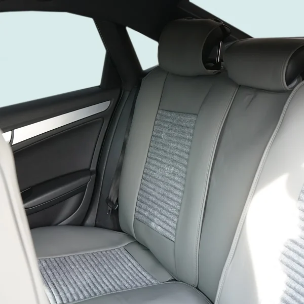 Set huse scaune auto Premium, model BLAZE Luxor, design Sportiv, universale, ergonomice, Piele Ecologica cu insertii textile, culoare Crem/Gri