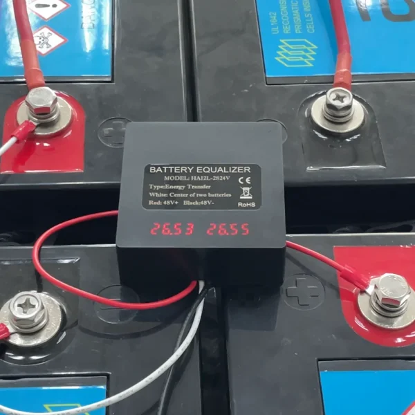 Egalizator alimentare baterii 2 x 24V pentru sisteme fotovoltaice 48V, cu display LCD