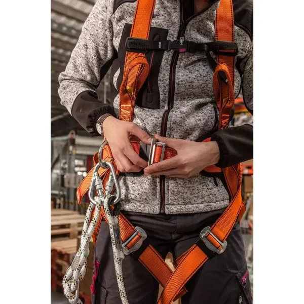 Kit pentru lucrul la inaltime cu ham P 05, centura de siguranta 2 m, amortizor, geanta, M-XL, NEO