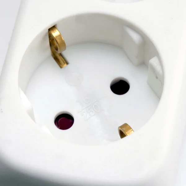 Prelungitor electric cu impamantare si protectie copii, 5 prize, cablu 3m