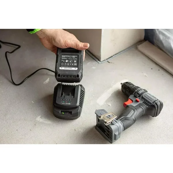 Incarcator acumulator, 18 V Li-ion, Graphite