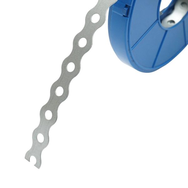 Banda metalica perforata, 17×0.7 mm, lungime 10 m