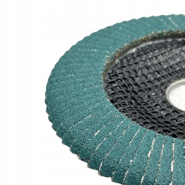 Disc lamelar cu lamele rotunjite peste margine pentru slefuirea sudurilor de colt si a zonelor greu accesibile, 125 mm, granulatie P60, inox, Germaflex