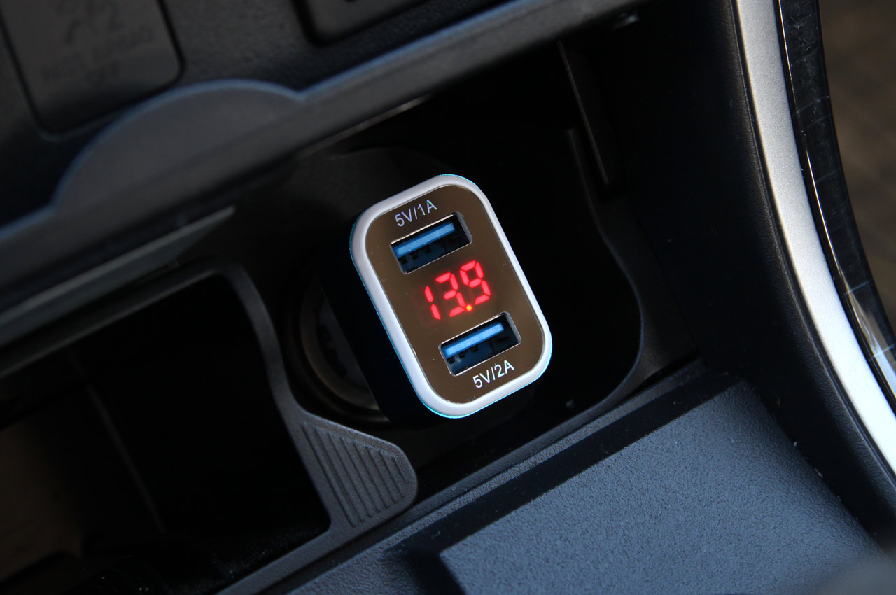 3-3-4.jpg Set 208 piese pentru pictura, pentru copii sau adulti, pixuri de colorat, creioane colorate si vopsele de pictura, cu cutie de depozitare, model AVX-WT-KIDDO-03 - imagine 1