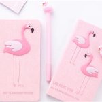 Set Cadou pentru Copii, Caiet cu Flamingo finisat cu piele ecologica + Pix cu Flamingo