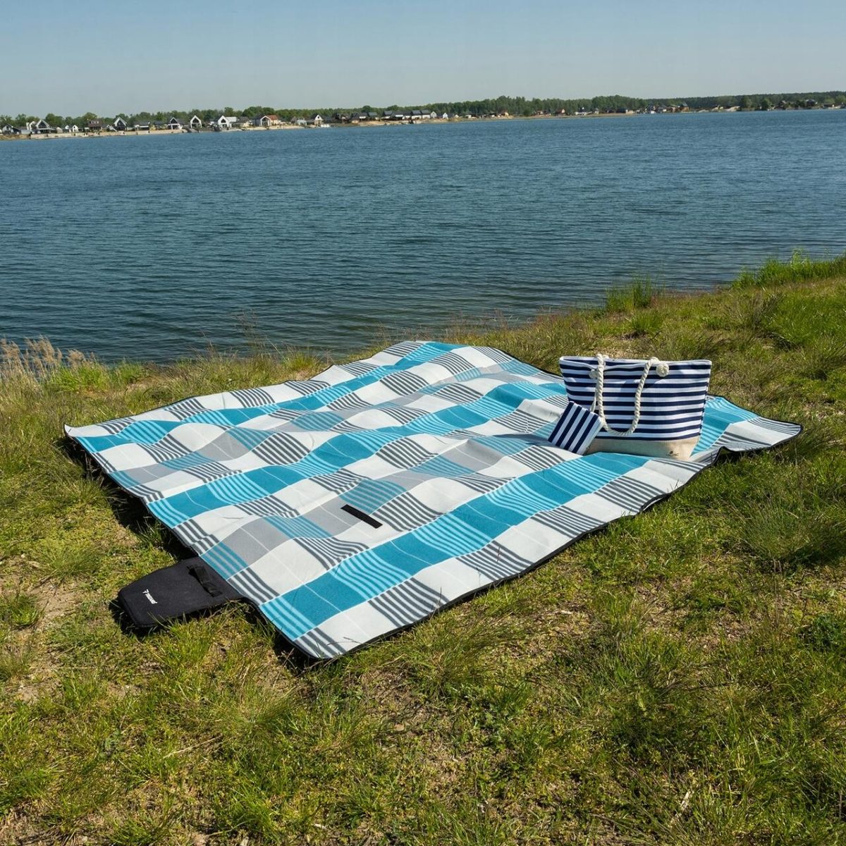 Patura Plaja/Picnic, Impermeabila, Multicolora, 2X2 M, Trizand